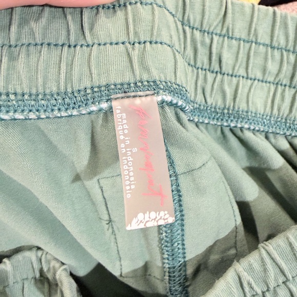 Hot shot pants in Evergreen - Picture 4 of 8